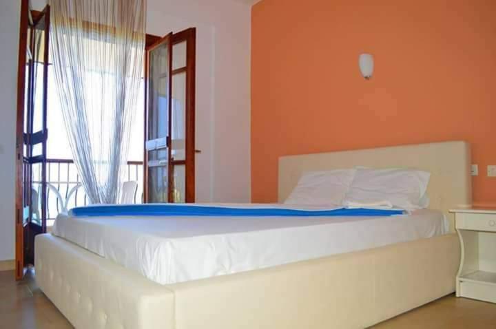Delfino Hotel Mola Kaliva Exterior foto